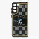 Ốp lưng SAMSUNG S21 FE nhựa cứng viền đen lưng in logo LV