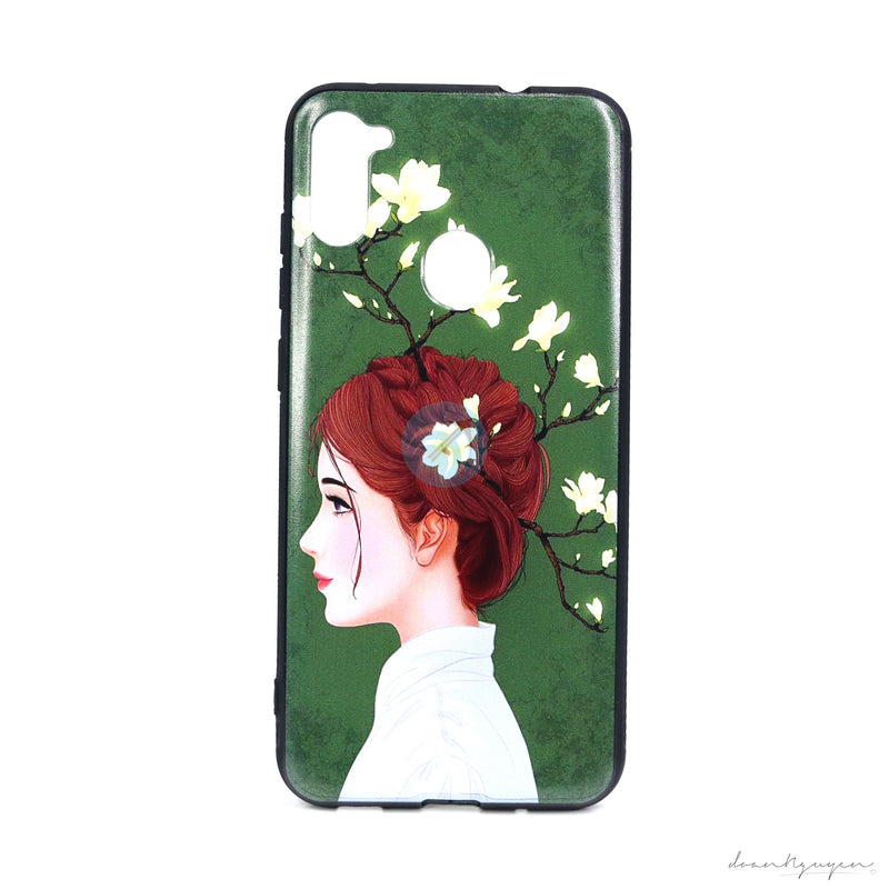 ỐP LƯNG SAMSUNG A11 (CÔ GÁI SÀNH ĐIỆU)