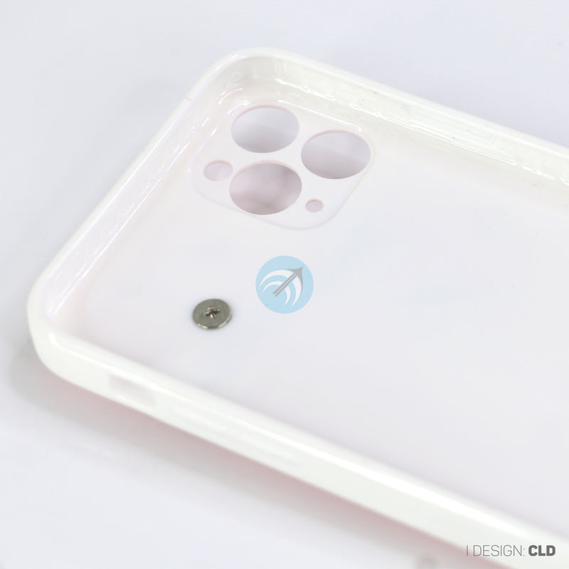 ỐP LƯNG ĐT IPHONE 11 PRO MAX (VIỀN TIM LẮC TAY)